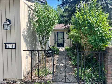 19341 Idlewood Trail, Strongsville, OH 44149