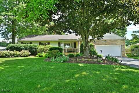 1713 Keefer Road, Girard, OH 44420