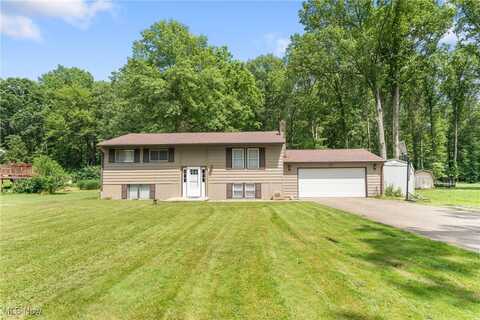 5511 Donner Drive, New Franklin, OH 44216