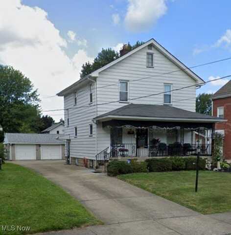 54 N Hartford Avenue, Youngstown, OH 44509