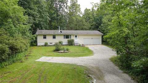 12845 Main Market Road, Garrettsville, OH 44231