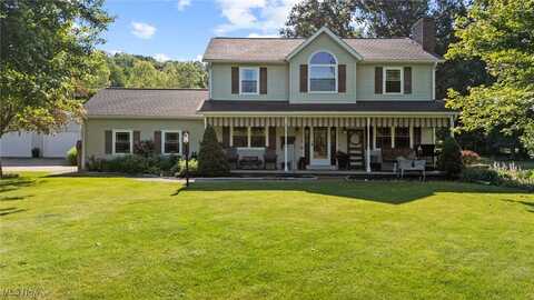 1281 Tall Timber Road NE, New Philadelphia, OH 44663