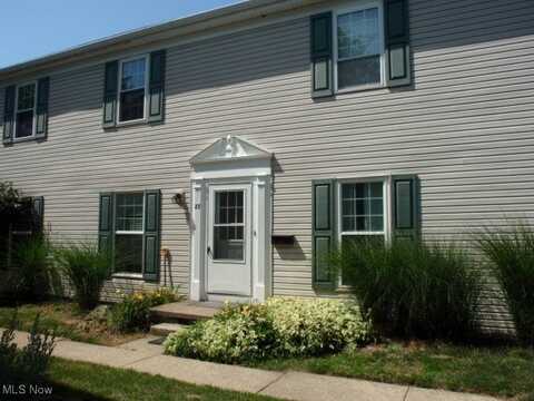 23 Valley Forge Lane, Elyria, OH 44035