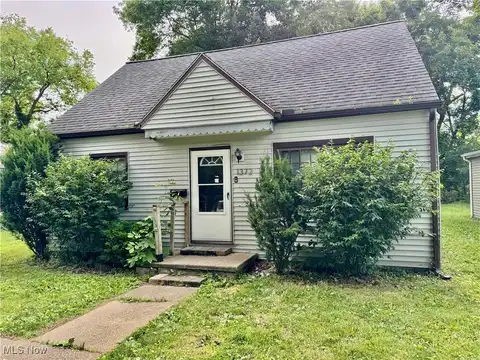 1372 Frederick Boulevard, Akron, OH 44320