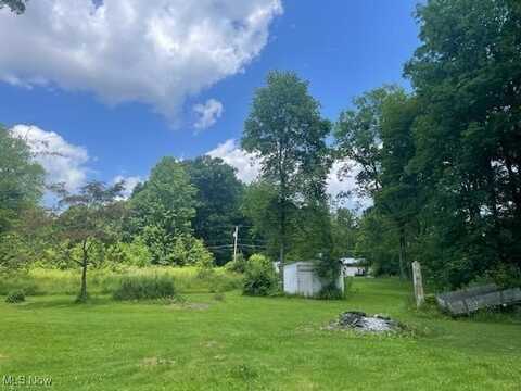 6425 Woodland Avenue, Andover, OH 44003