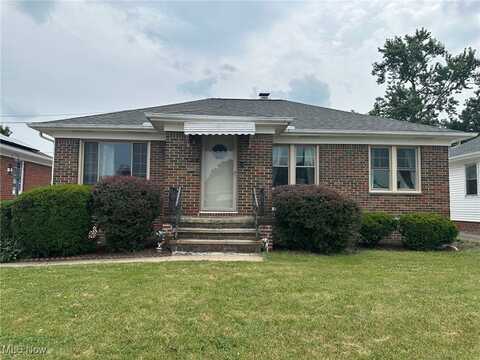 8409 Lanyard Drive, Parma, OH 44129