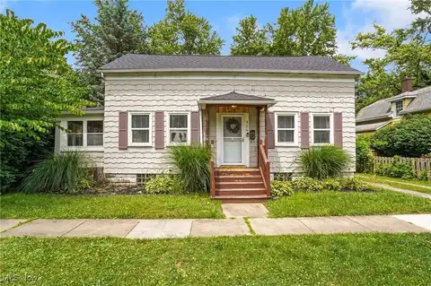 125 E Central Avenue, Ravenna, OH 44266