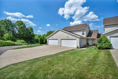4052 Pine Drive, Rootstown, OH 44272