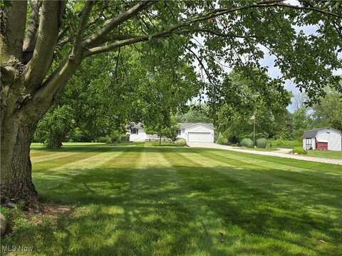 6170 Akron Road, Smithville, OH 44677