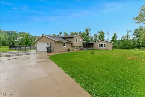 355 S Pricetown Road, Diamond, OH 44412