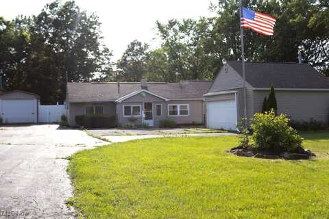 138 N Canfield Niles Road, Youngstown, OH 44515