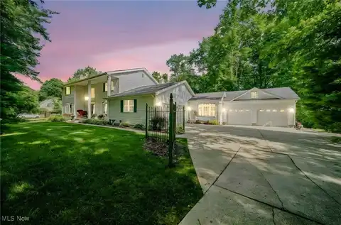 278 Rosewae Avenue, Cortland, OH 44410
