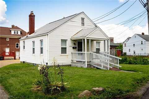 2223 Geltz Court NW, Canton, OH 44709