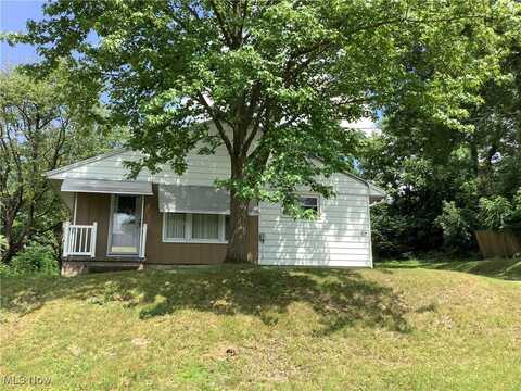 214 14th Street NW, Massillon, OH 44647