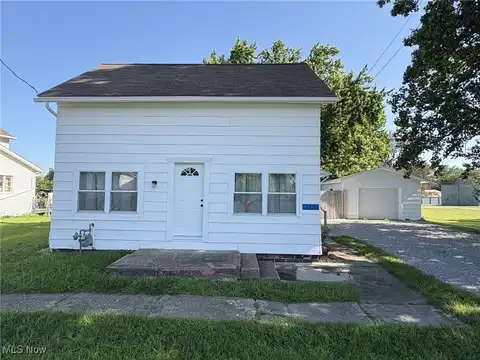 9513 Edison Street NE, Alliance, OH 44601