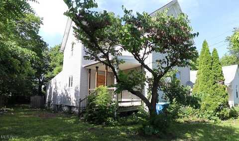 121 E 32nd Street, Lorain, OH 44055