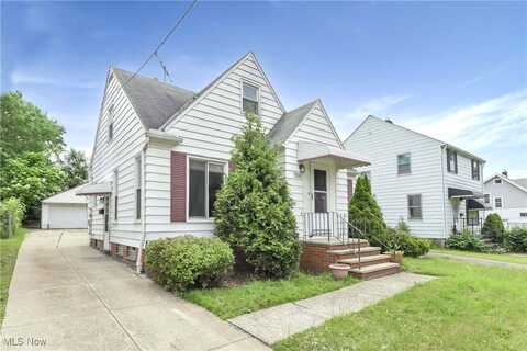 8706 Macomb Avenue, Cleveland, OH 44105