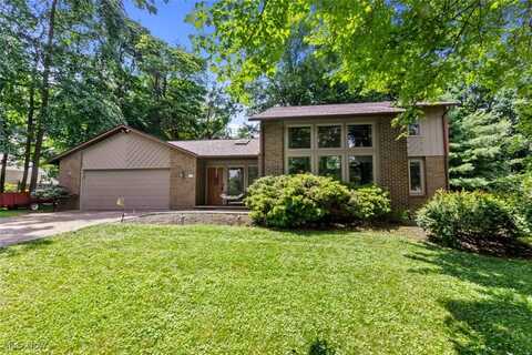 5035 Parkhaven Avenue NE, Canton, OH 44705