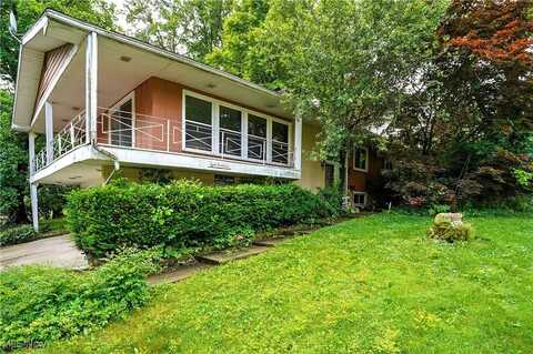 821 Cliffside Drive, Akron, OH 44313