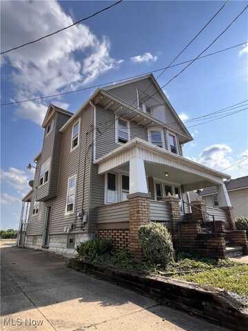202 E Voris Street, Akron, OH 44311