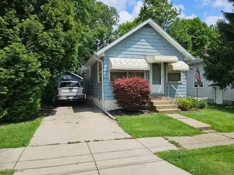544 Day Street, Ravenna, OH 44266