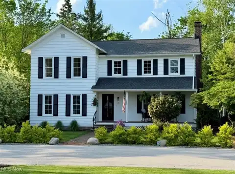 43 South Street, Chagrin Falls, OH 44022