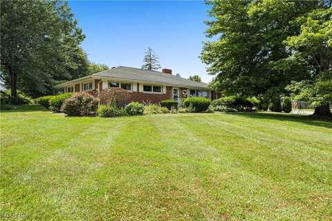 759 Valley View Drive, Brookfield, OH 44403