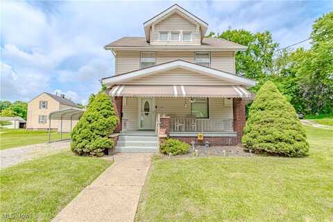 2209 Maple Avenue NE, Canton, OH 44714