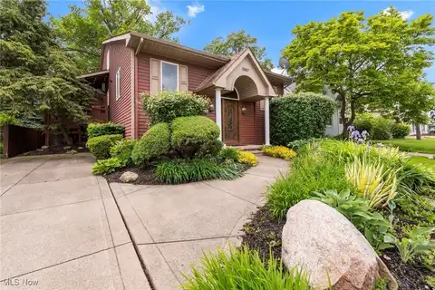 13817 Lakewood Heights Boulevard, Lakewood, OH 44107