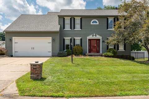 1103 Greenmont Circle, Vienna, WV 26105