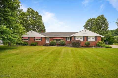 136 N Chillicothe Road, Aurora, OH 44202