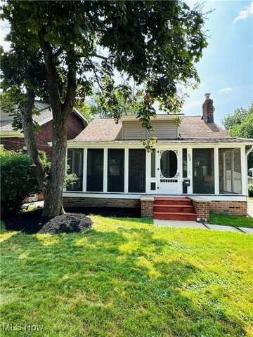 660 Johnson Avenue, Bedford, OH 44146