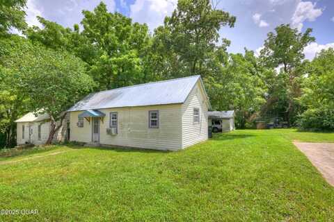 712 Joplin Street, Sarcoxie, MO 64862