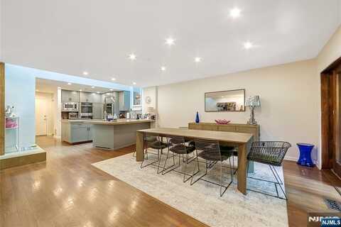 20 Old Quarry Road 20, Englewood, NJ 07631