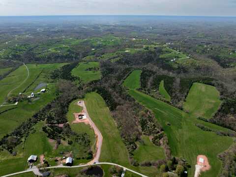 1872 Haubner Road, California, KY 41007