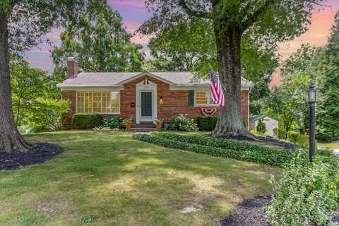 605 Lake Knoll Court, Erlanger, KY 41018