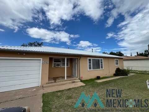 528 W 16th Lane, Portales, NM 88130