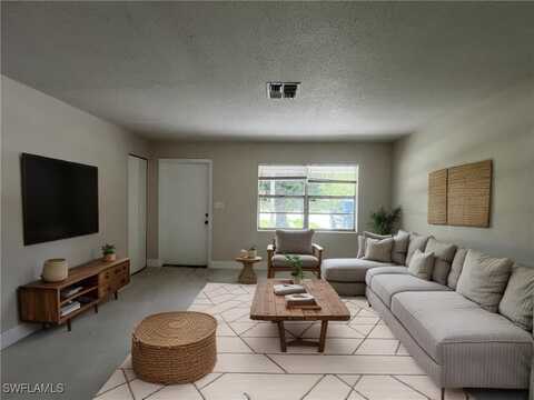 908 Gerald Avenue, Lehigh Acres, FL 33936