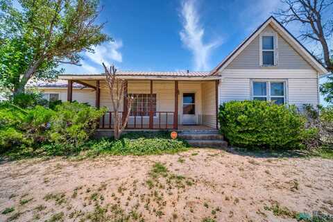 323 L Street, Carlsbad, NM 88220