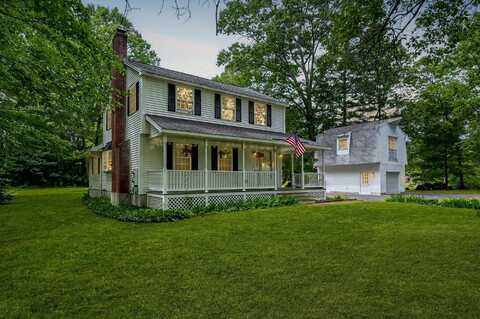 8 Davidson Avenue, Merrimack, NH 03054