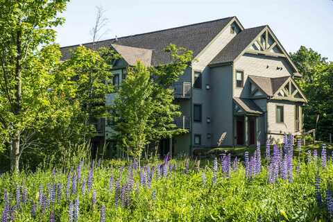 319 Jay Peak Road, Jay, VT 05859