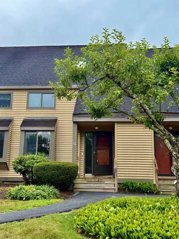 16 Winchester Court, Pembroke, NH 03275