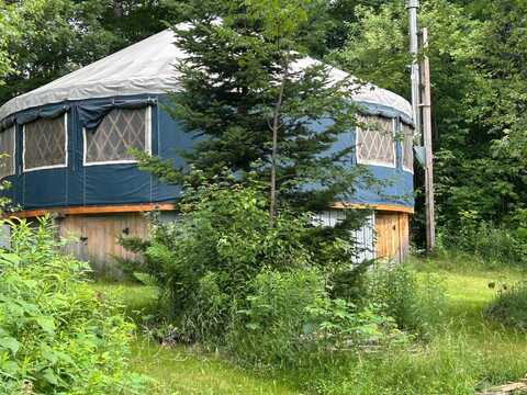 4 Dodge Road, Elmore, VT 05657