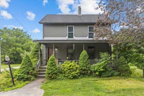 611 Arch Street, Pittsford, VT 05763