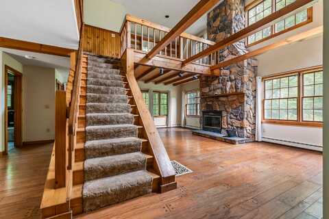 442 Olde Farms Road, Grantham, NH 03753