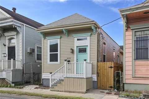 2272 N ROBERTSON Street, New Orleans, LA 70117