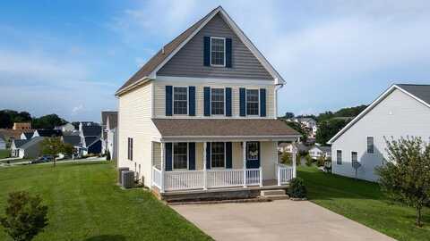43 UPLAND CT, STUARTS DRAFT, VA 24477