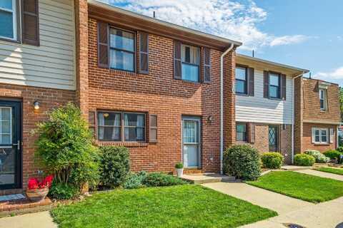 700 RIFE RD, WAYNESBORO, VA 22980