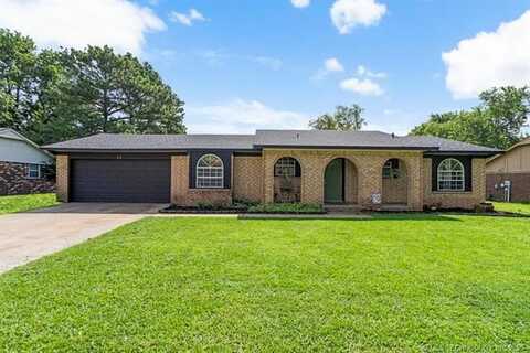 22 Mary Street, Kiefer, OK 74041