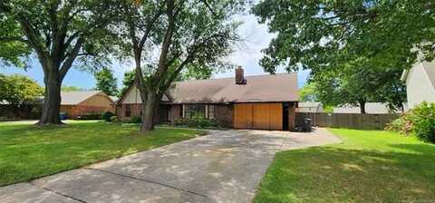 9712 S Hudson Avenue, Tulsa, OK 74137